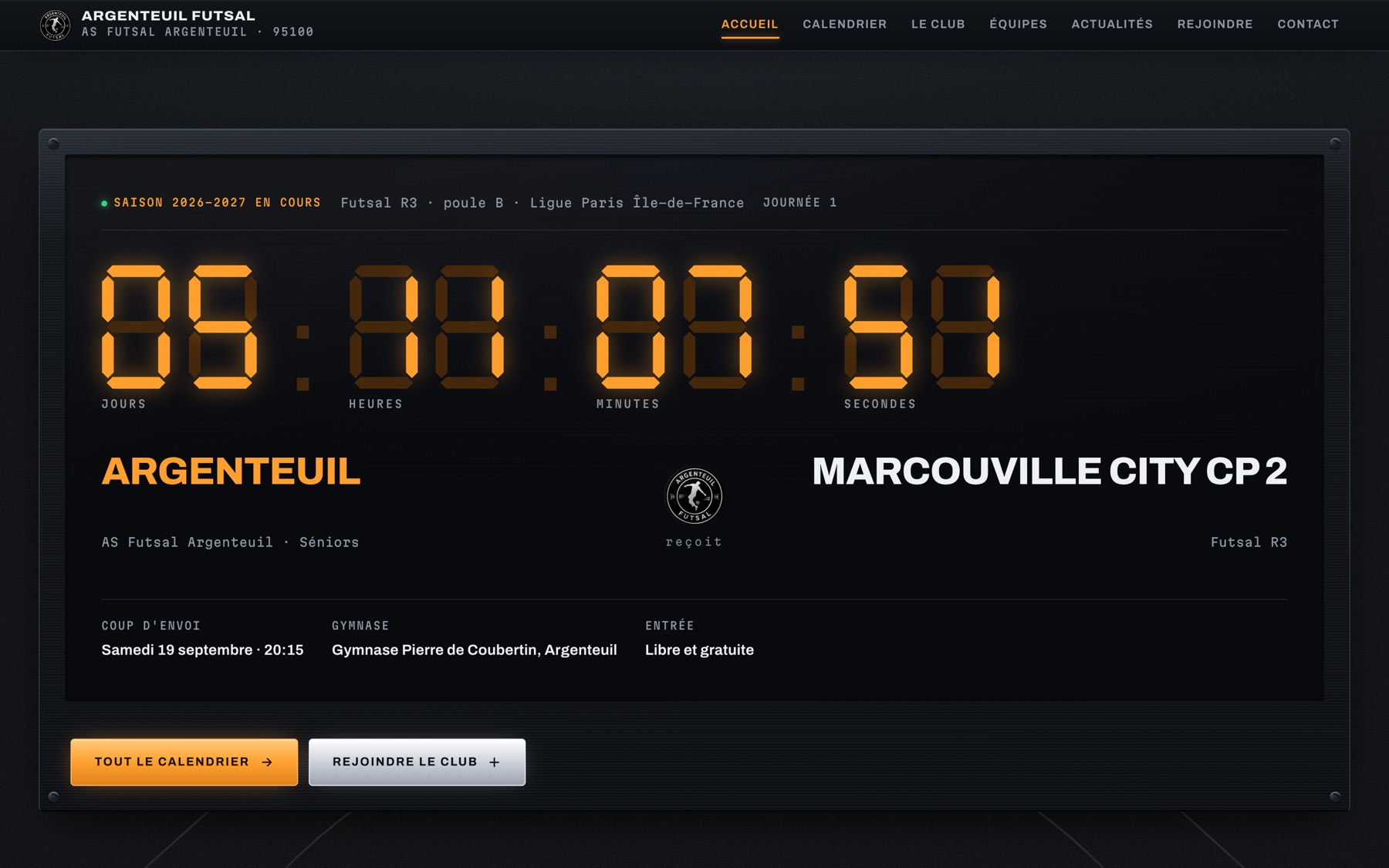 Page d'accueil d'Argenteuil Futsal : un compte à rebours à sept segments, façon tableau d'affichage de gymnase, vers le prochain match